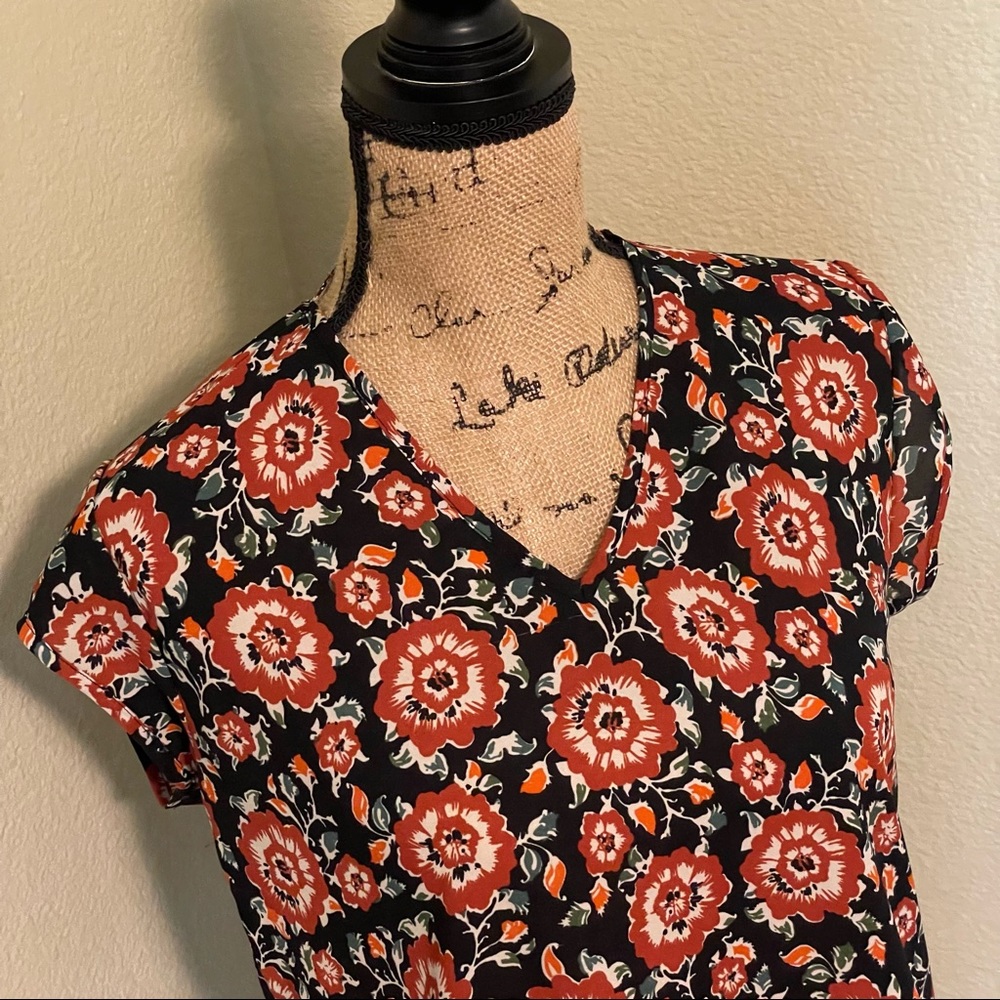 DR2 Floral Blouse